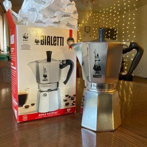 Bialetti Moka Express 12-cup Stovetop Espresso Cooker